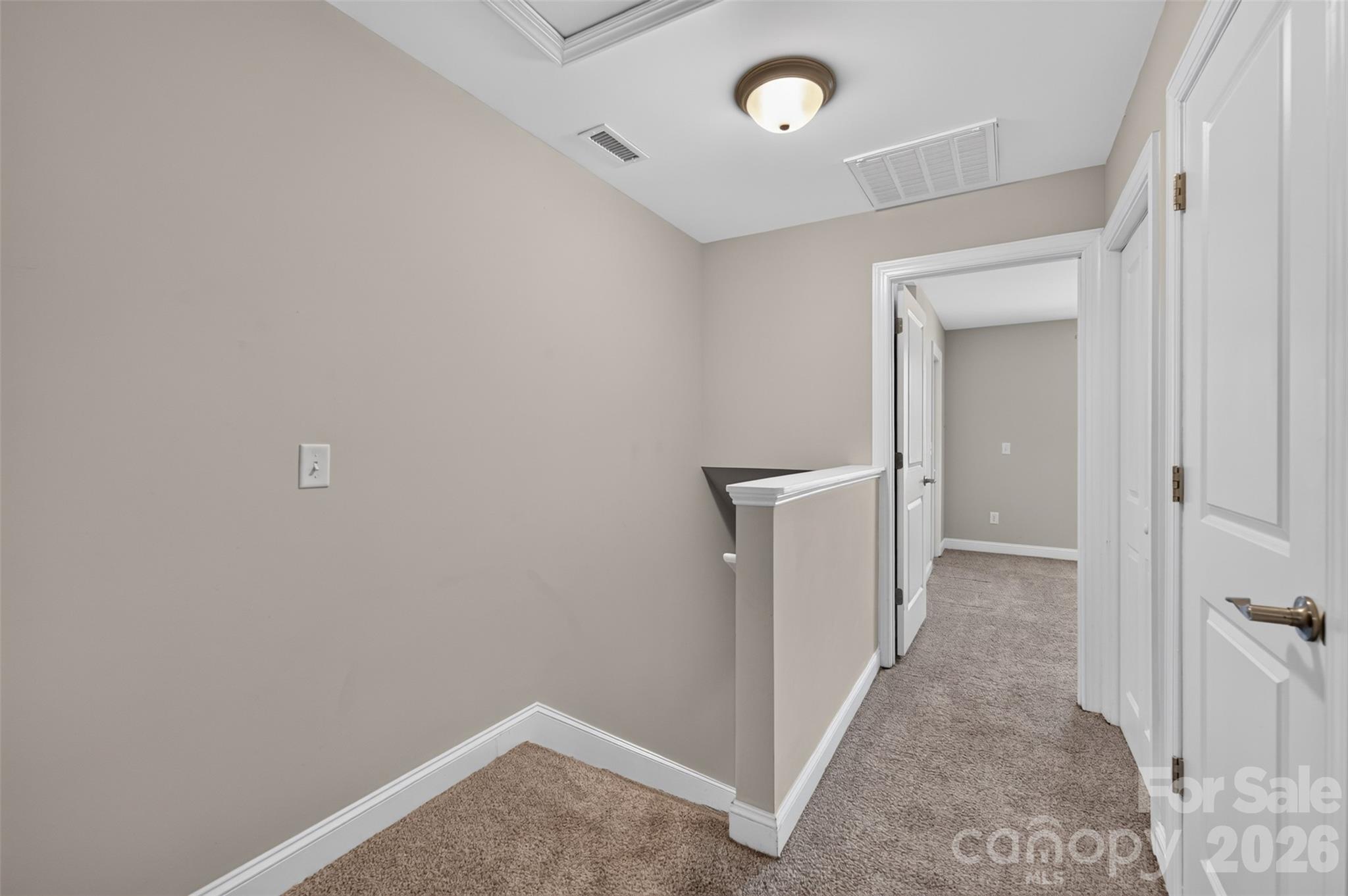 3919 Hemingway Drive NW — Hickory