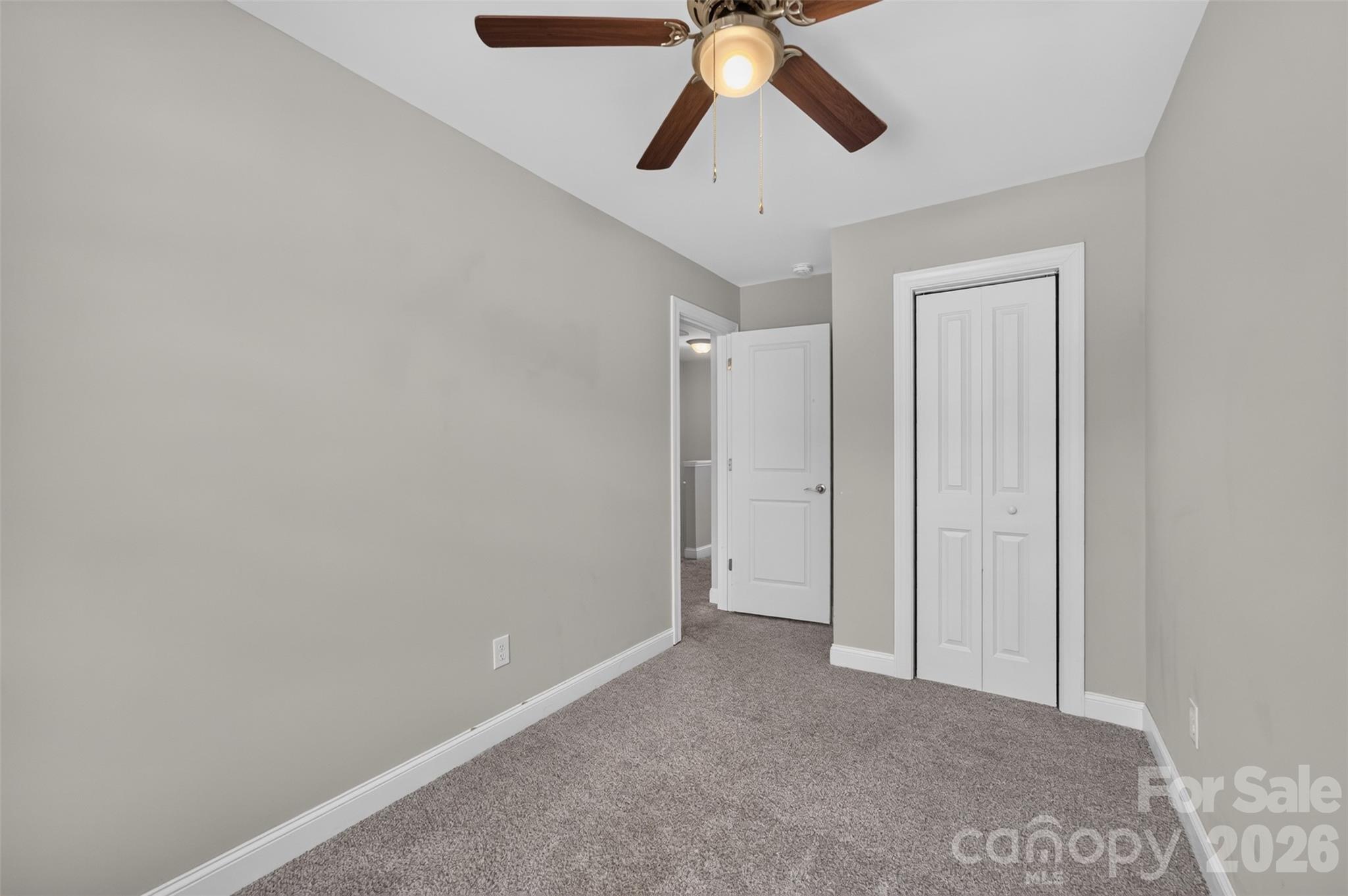 3919 Hemingway Drive NW — Hickory