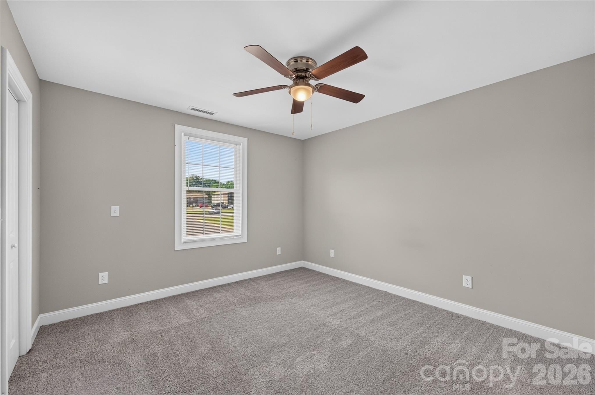 3919 Hemingway Drive NW — Hickory