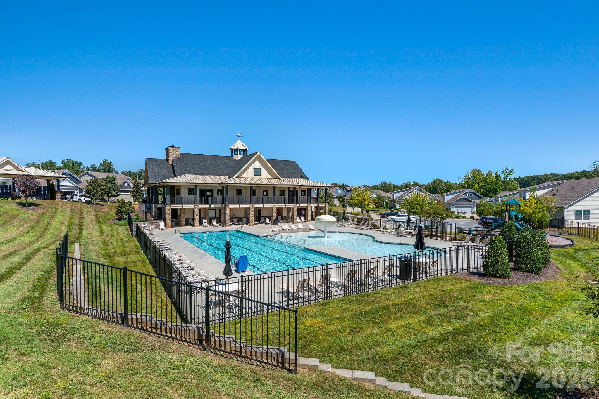 5022 Grand Champion Court — Denver