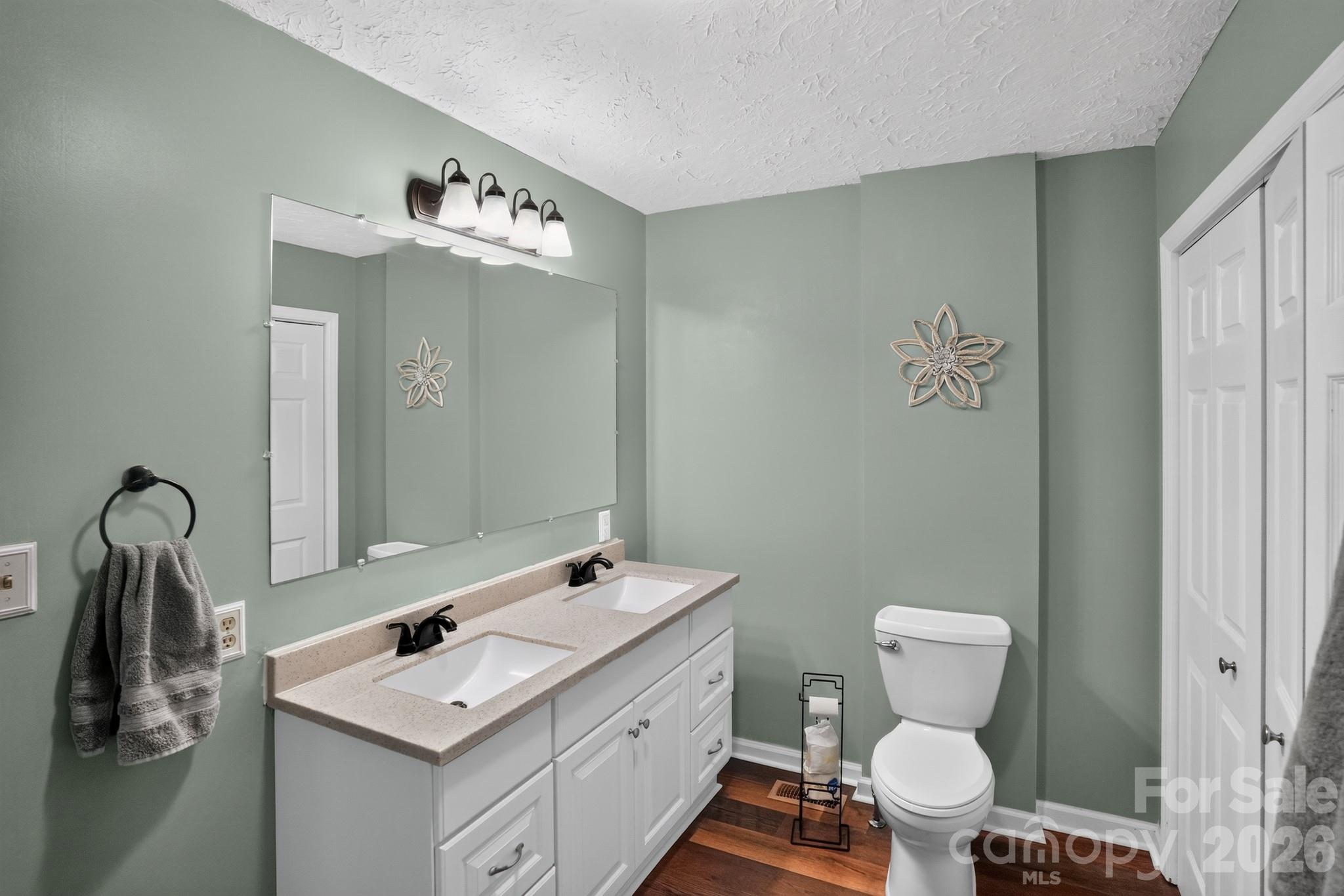 761 Bowles Farm Road — Statesville