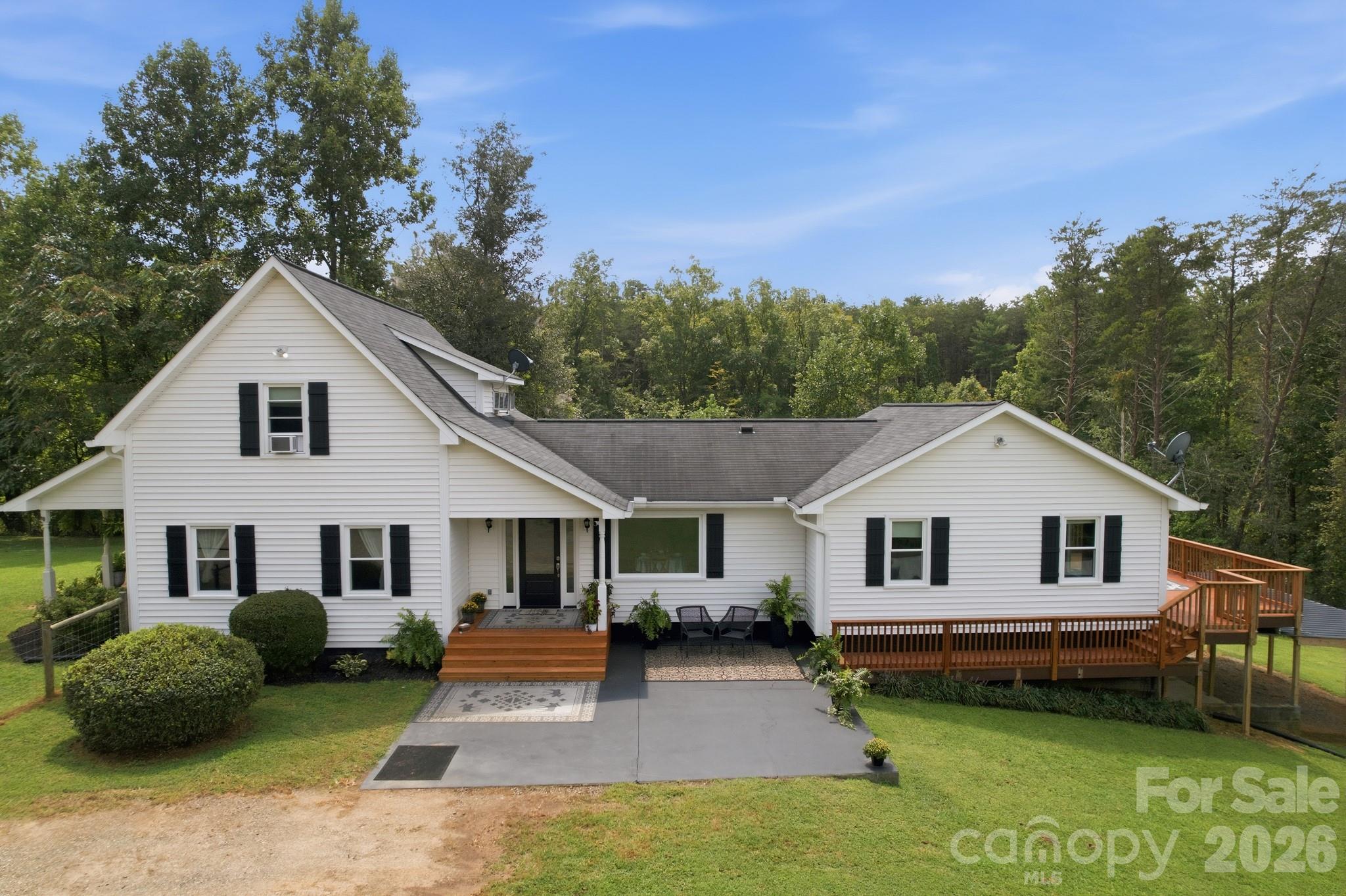 761 Bowles Farm Road — Statesville