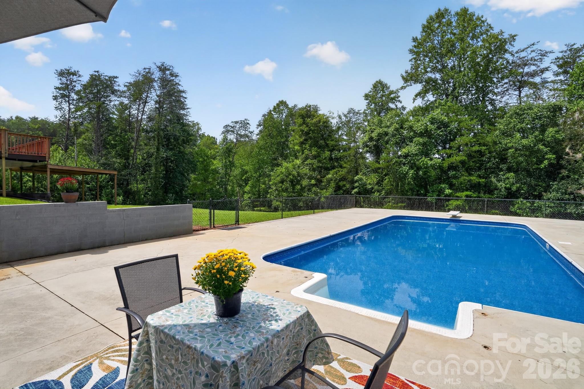 761 Bowles Farm Road — Statesville