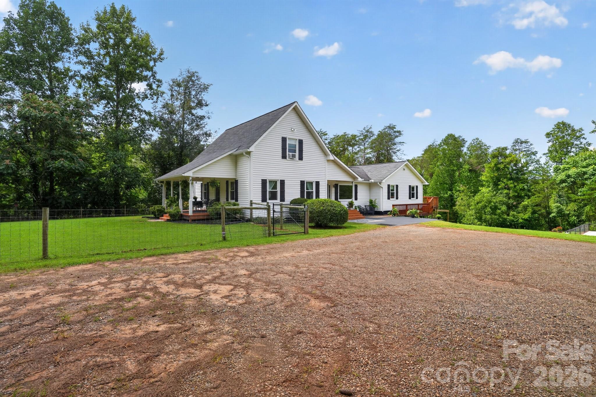 761 Bowles Farm Road — Statesville