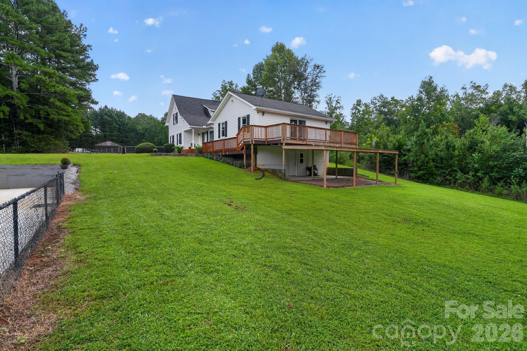 761 Bowles Farm Road — Statesville