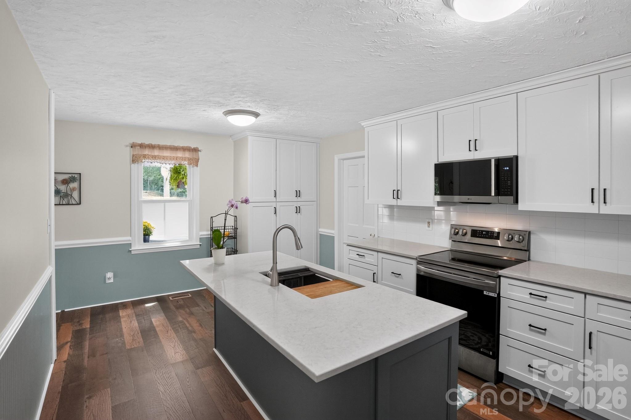 761 Bowles Farm Road — Statesville