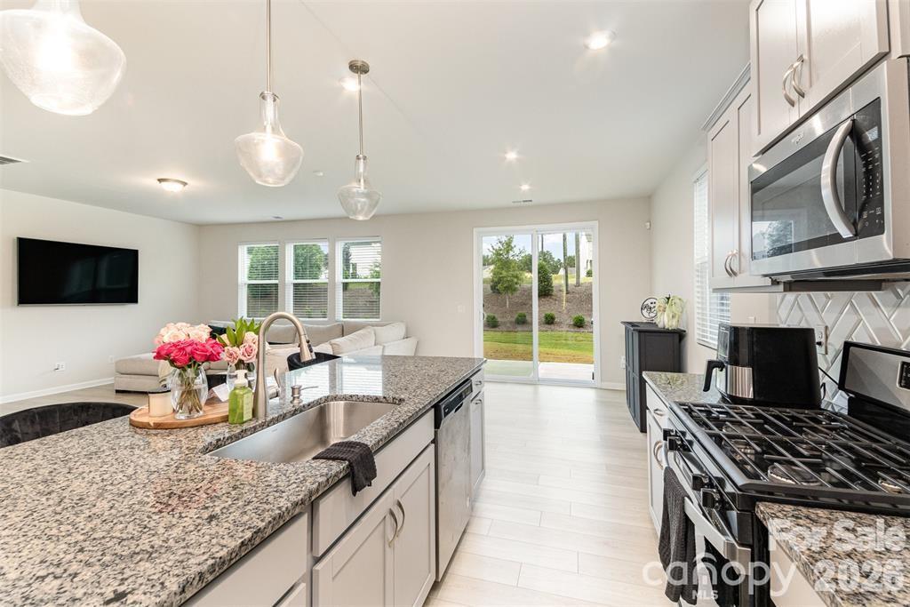 4113 Matindale Way — Charlotte