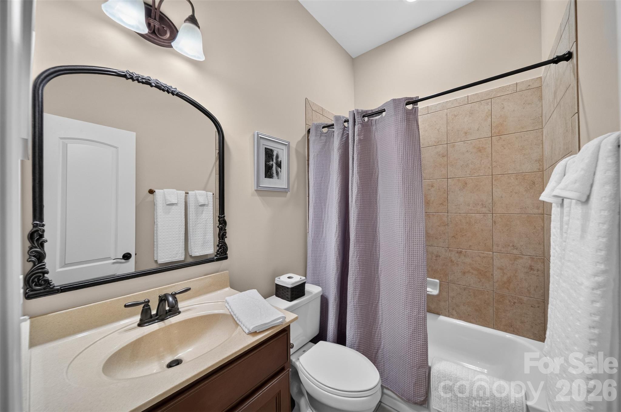 12823 Forrester Avenue — Huntersville