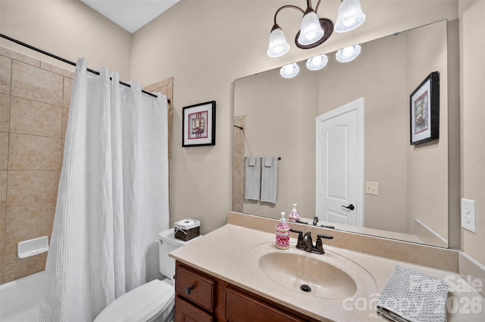 12823 Forrester Avenue — Huntersville