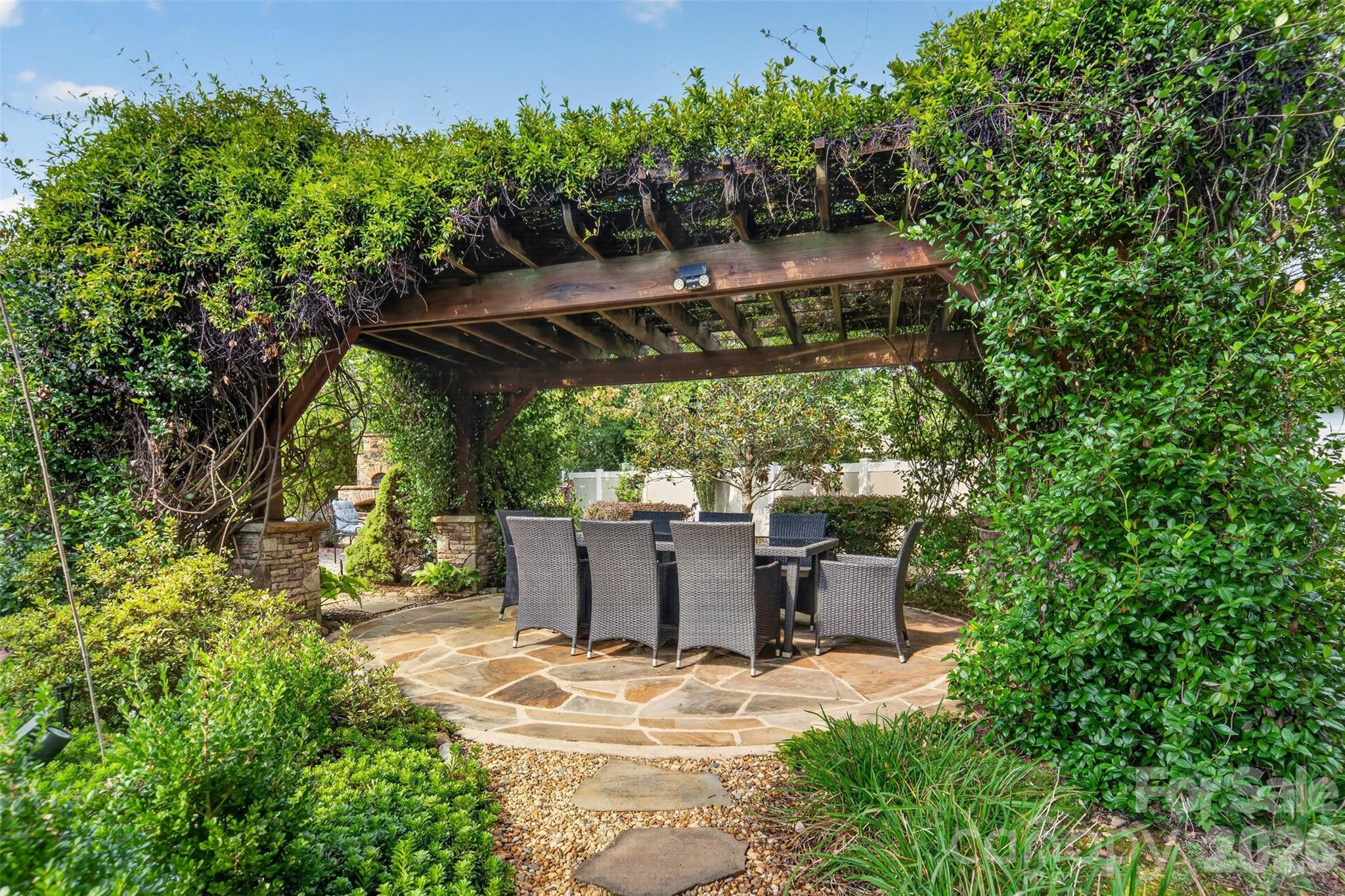 12823 Forrester Avenue — Huntersville