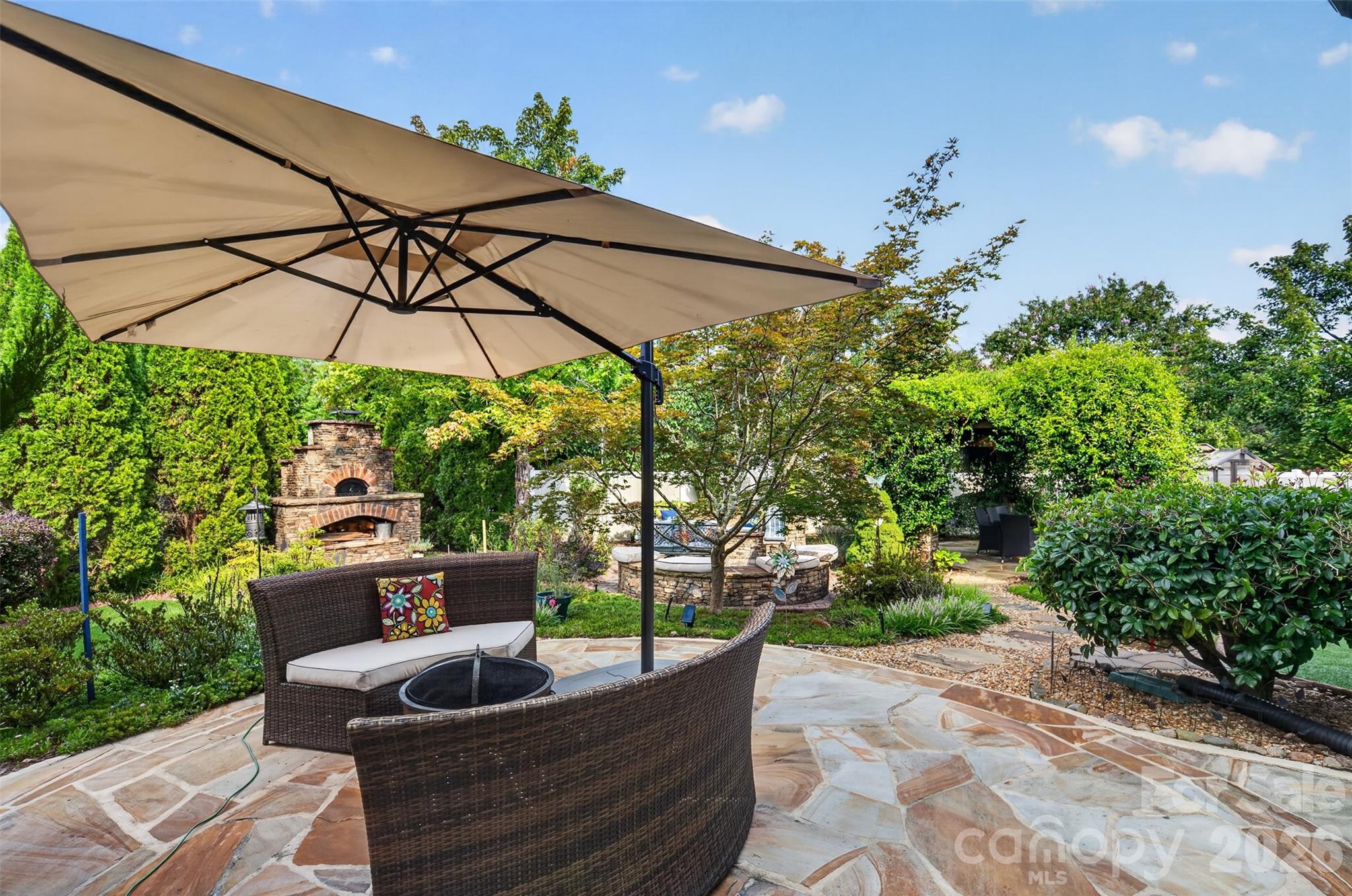 12823 Forrester Avenue — Huntersville