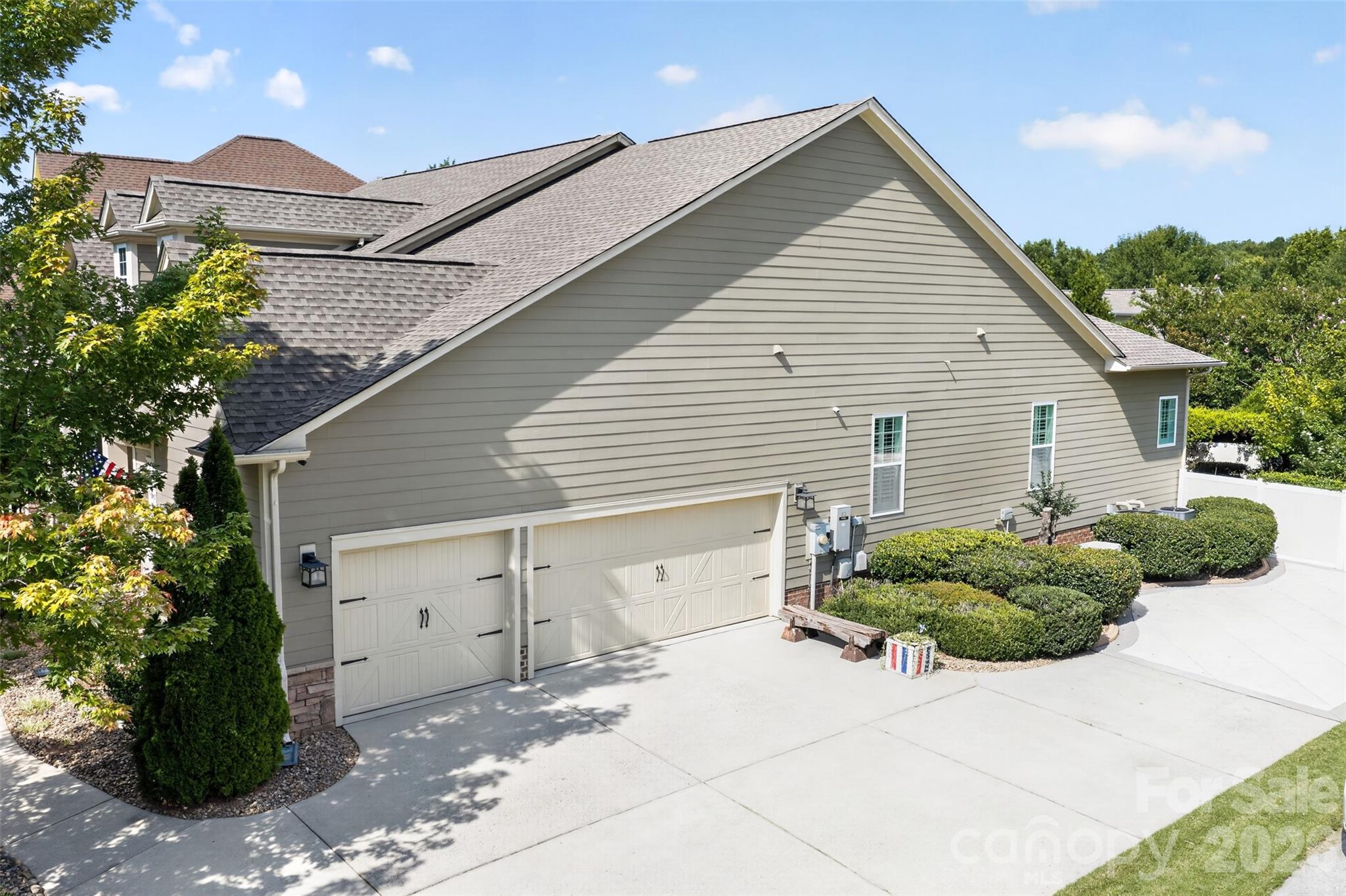 12823 Forrester Avenue — Huntersville