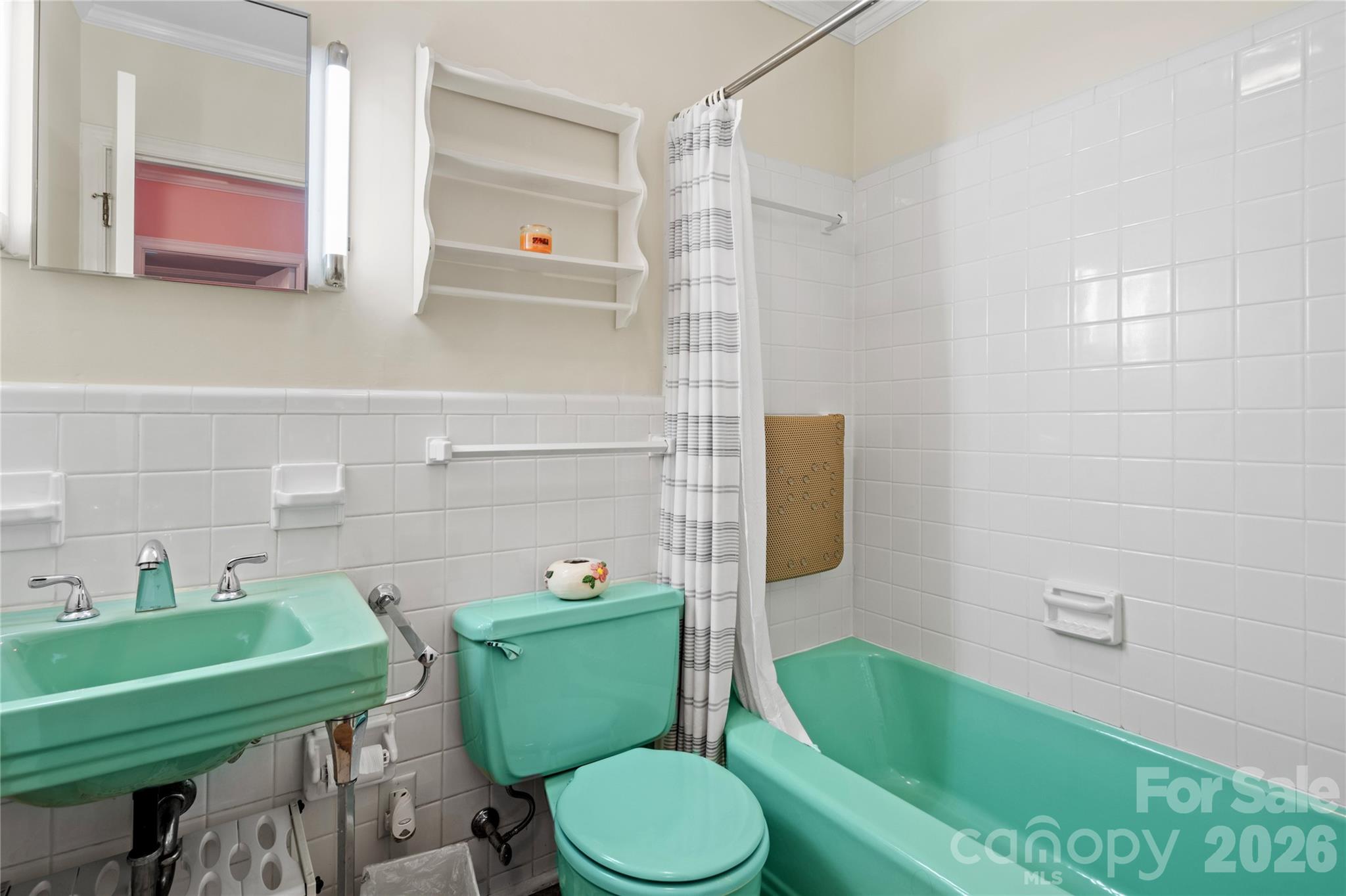 106 Holly Lane — Brevard