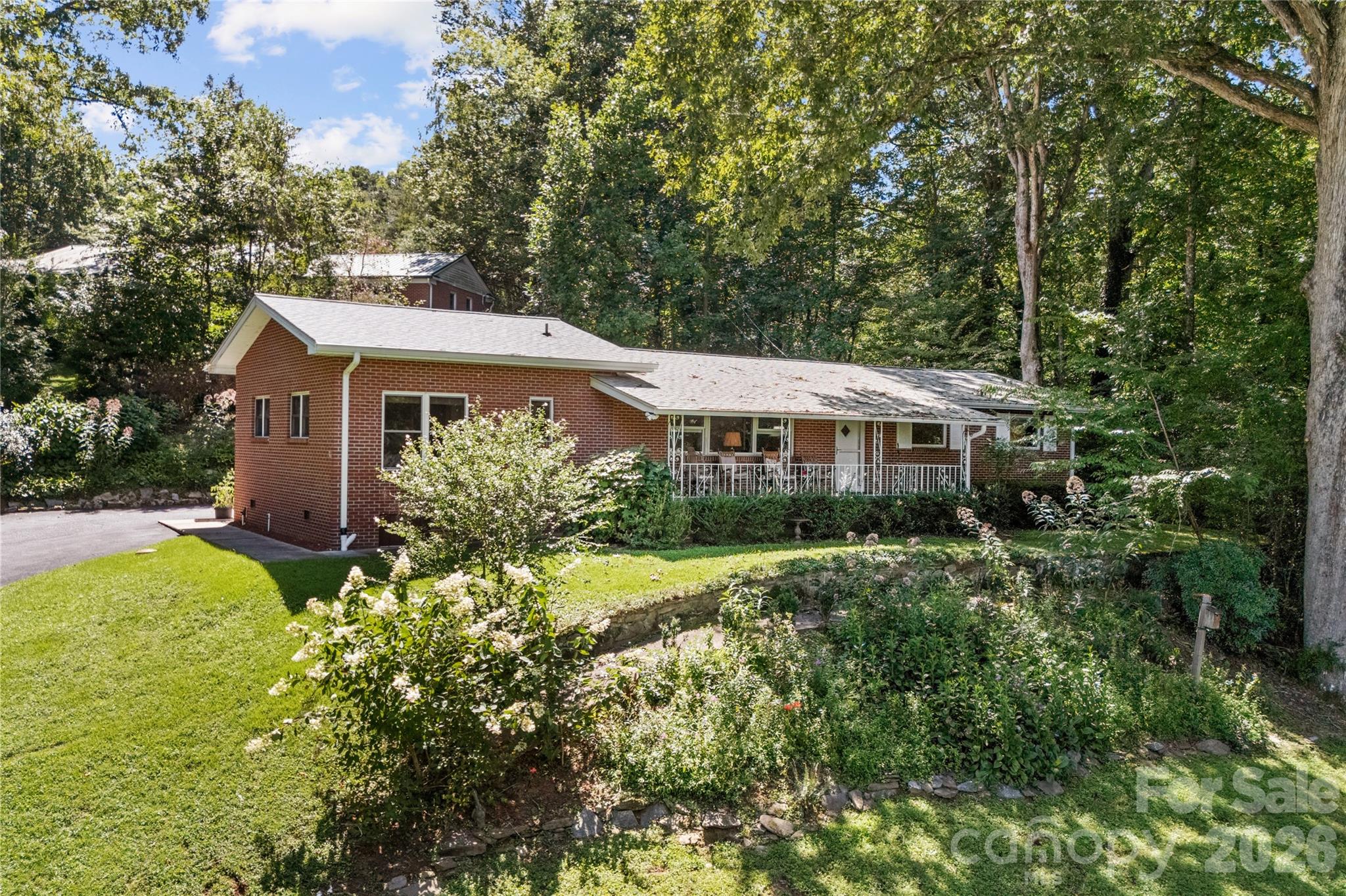 106 Holly Lane — Brevard