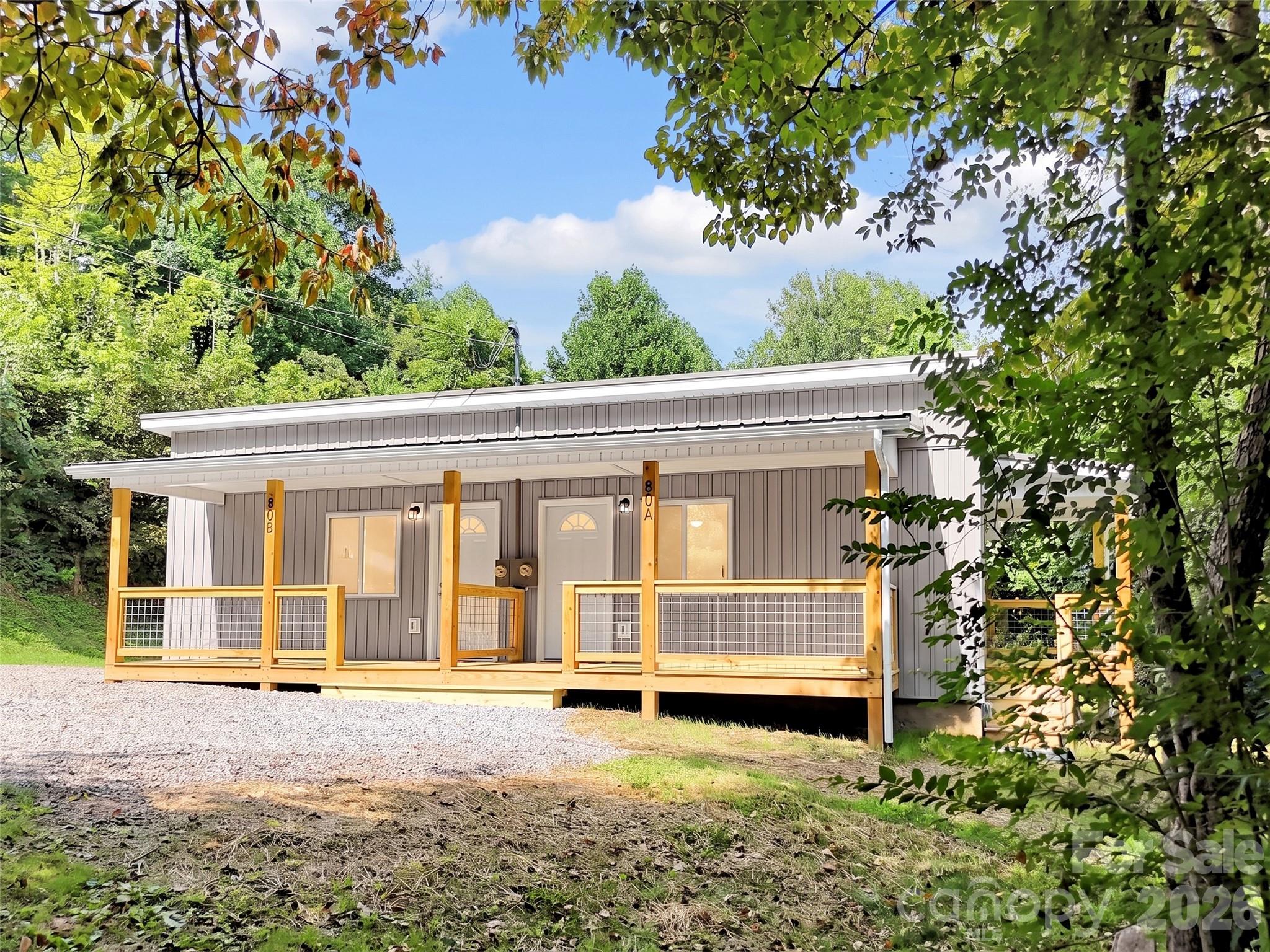 80 Mcelroy Street — Waynesville