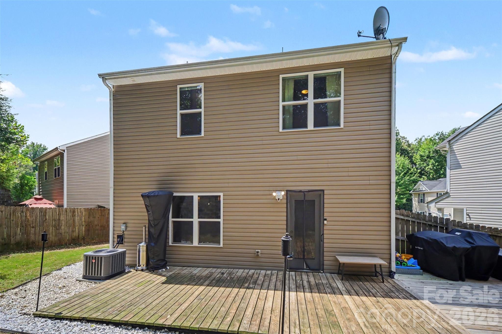 4560 Merryvale Forest Drive — Charlotte