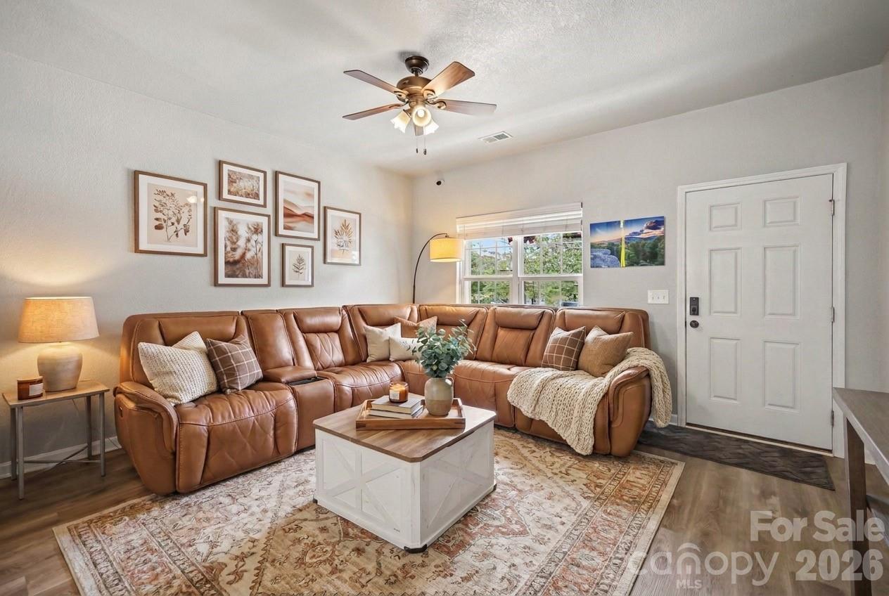 4560 Merryvale Forest Drive — Charlotte