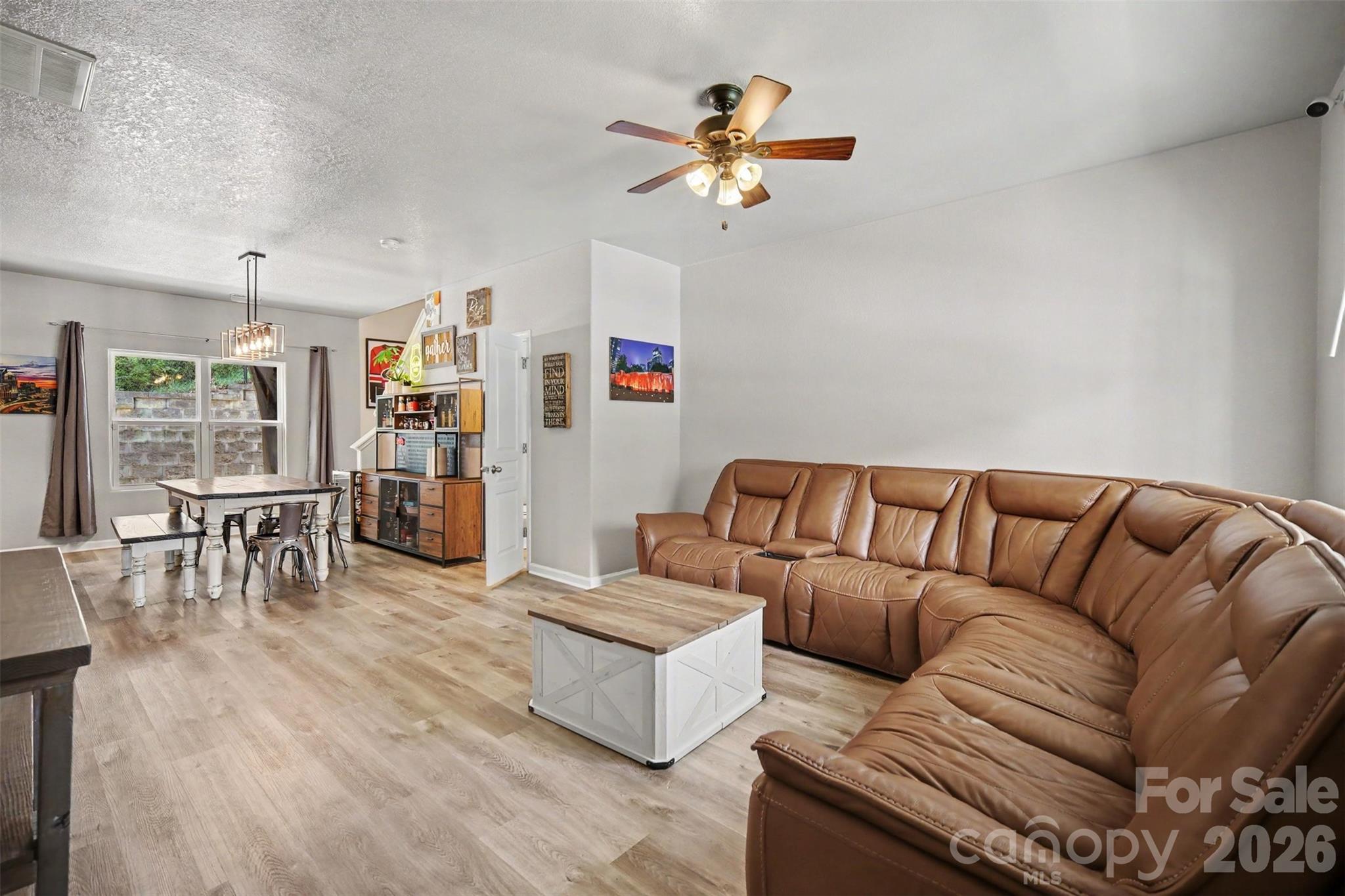 4560 Merryvale Forest Drive — Charlotte