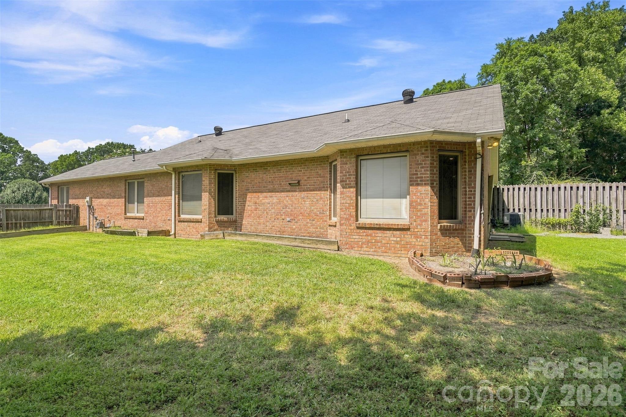 1850 Charter Drive — Rock Hill
