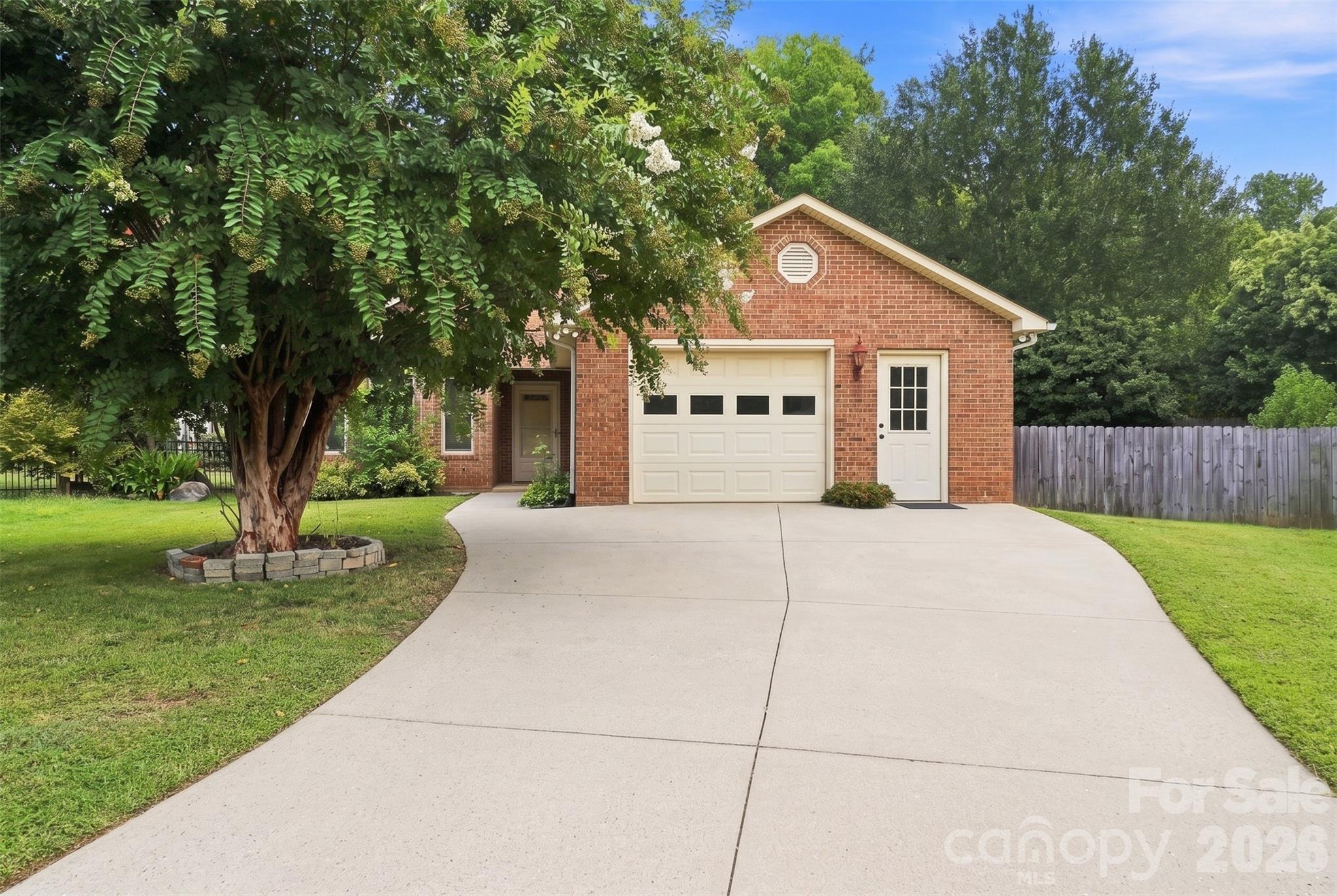 1850 Charter Drive — Rock Hill