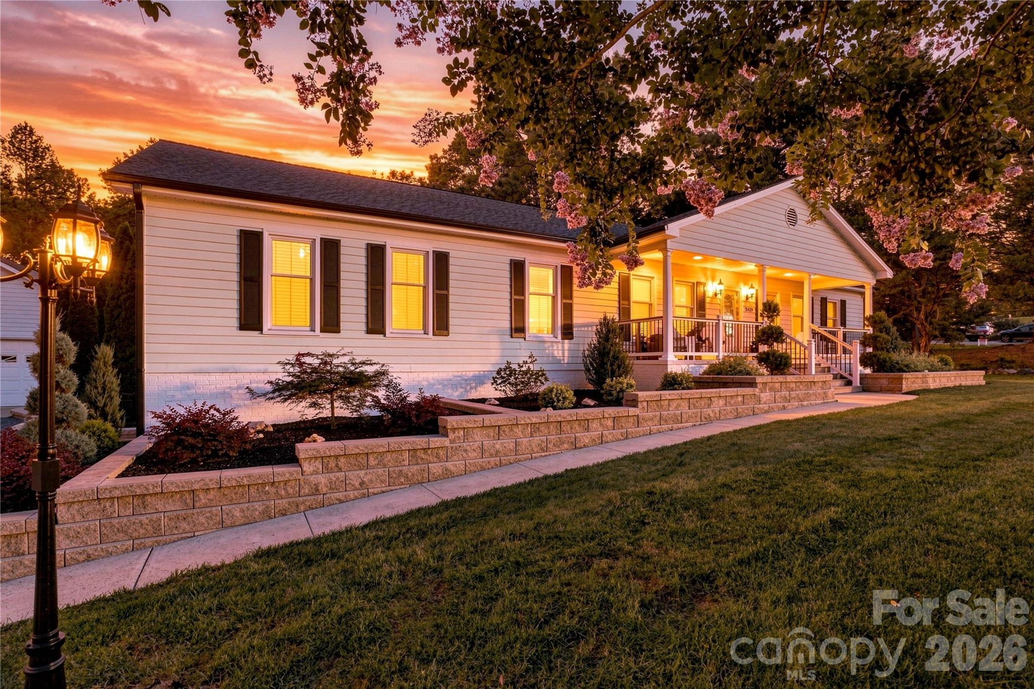 2429 Cassidy Drive — Davidson