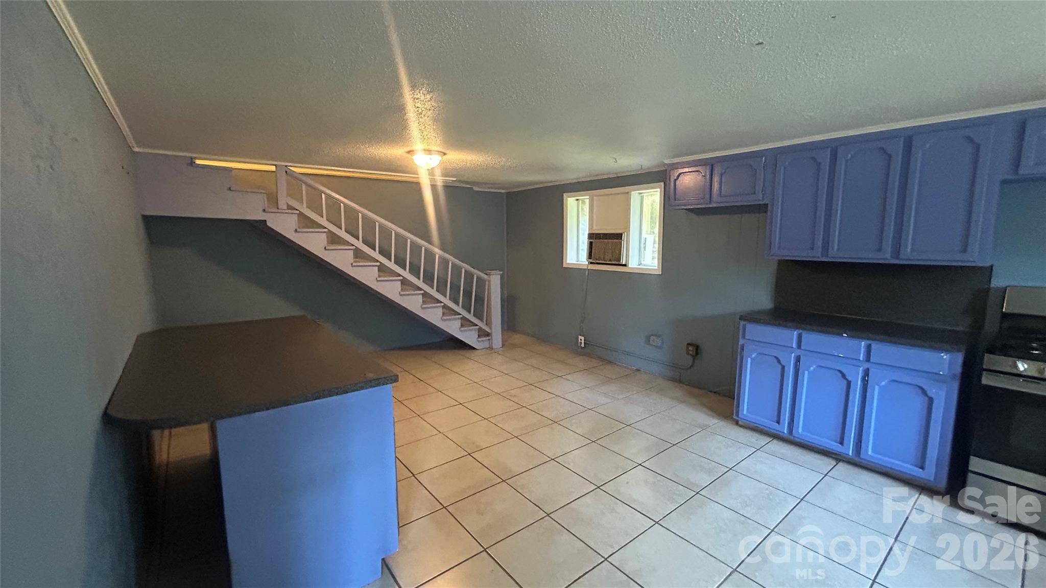 301 Belt Drive — Gastonia