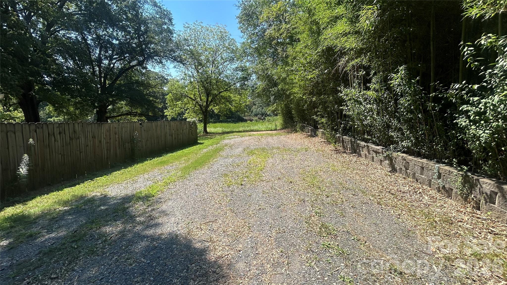 301 Belt Drive — Gastonia