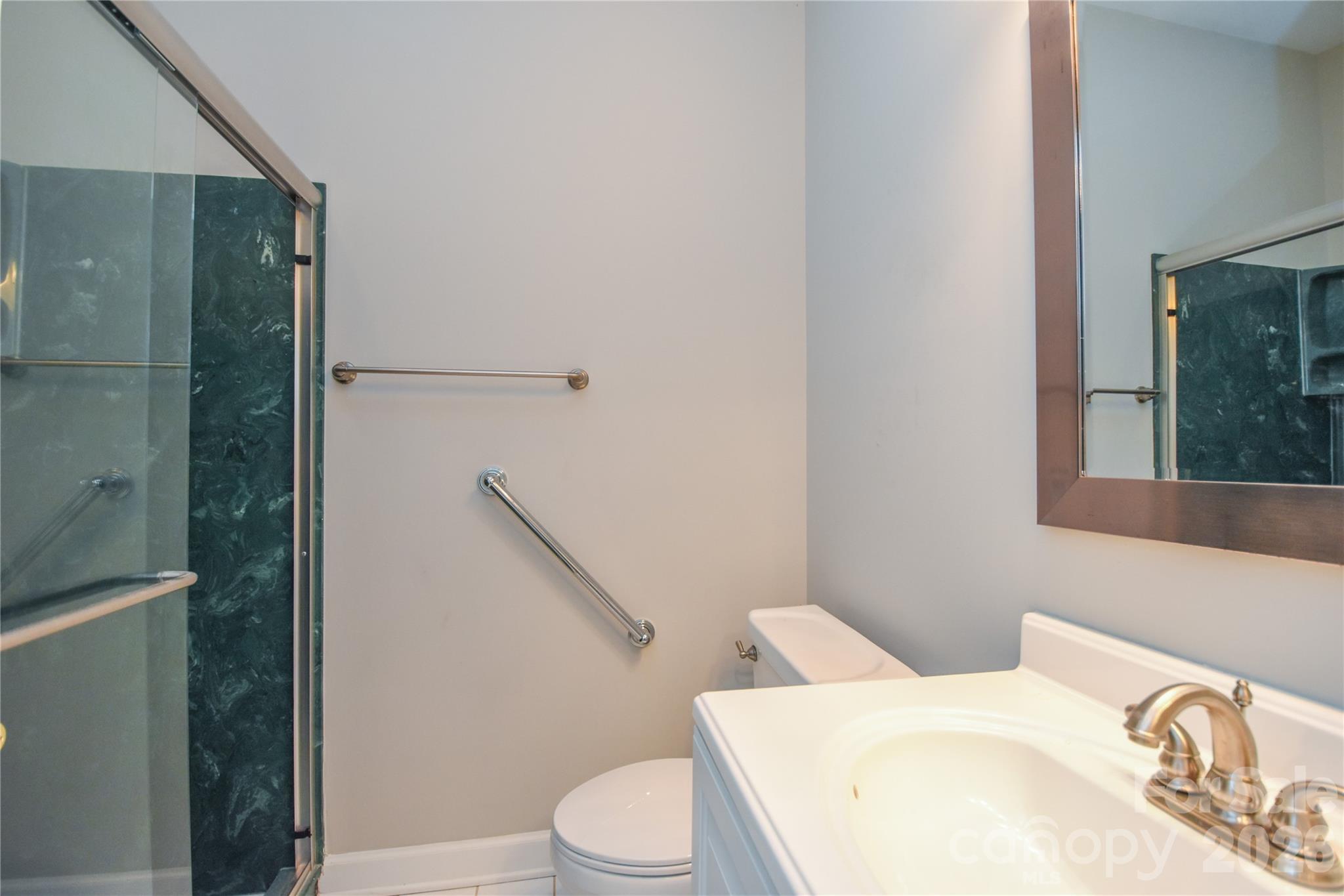 8332 Highland Glen Drive — Charlotte