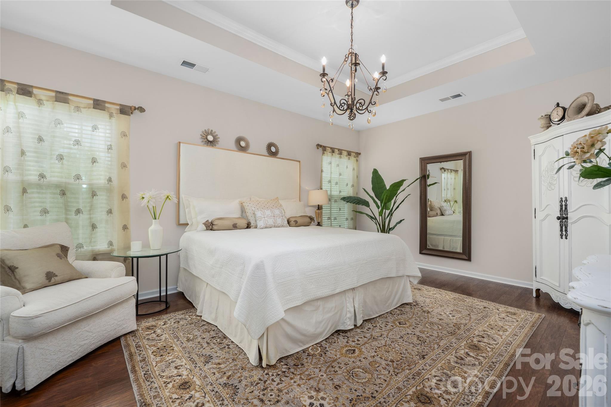 11426 Warfield Avenue — Huntersville