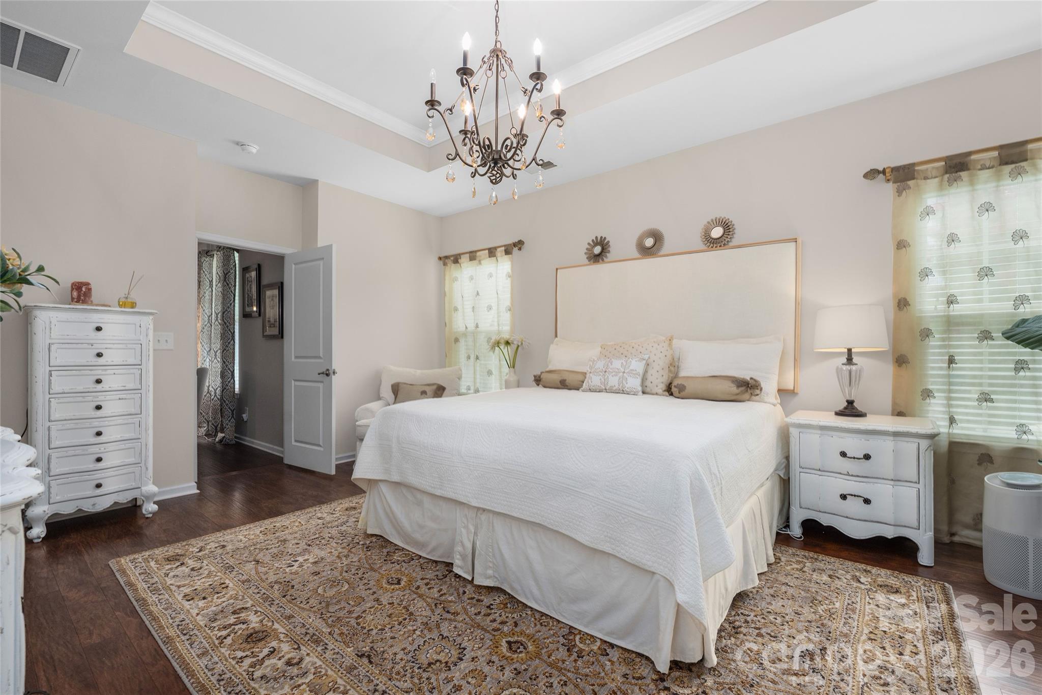 11426 Warfield Avenue — Huntersville