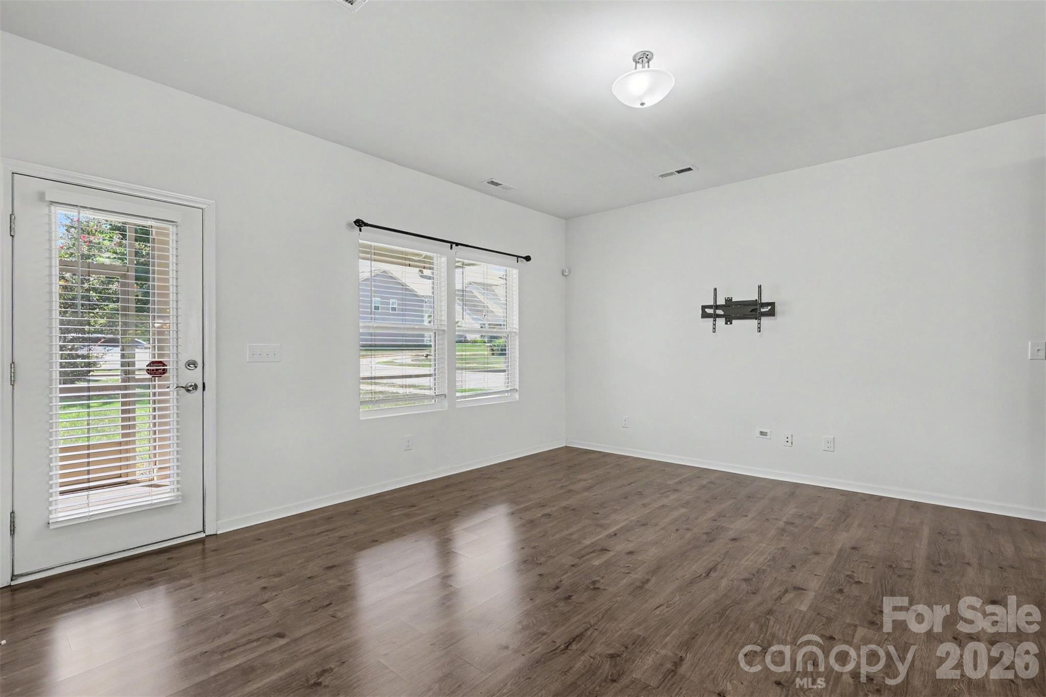 40163 Crooked Stick Drive — Lancaster