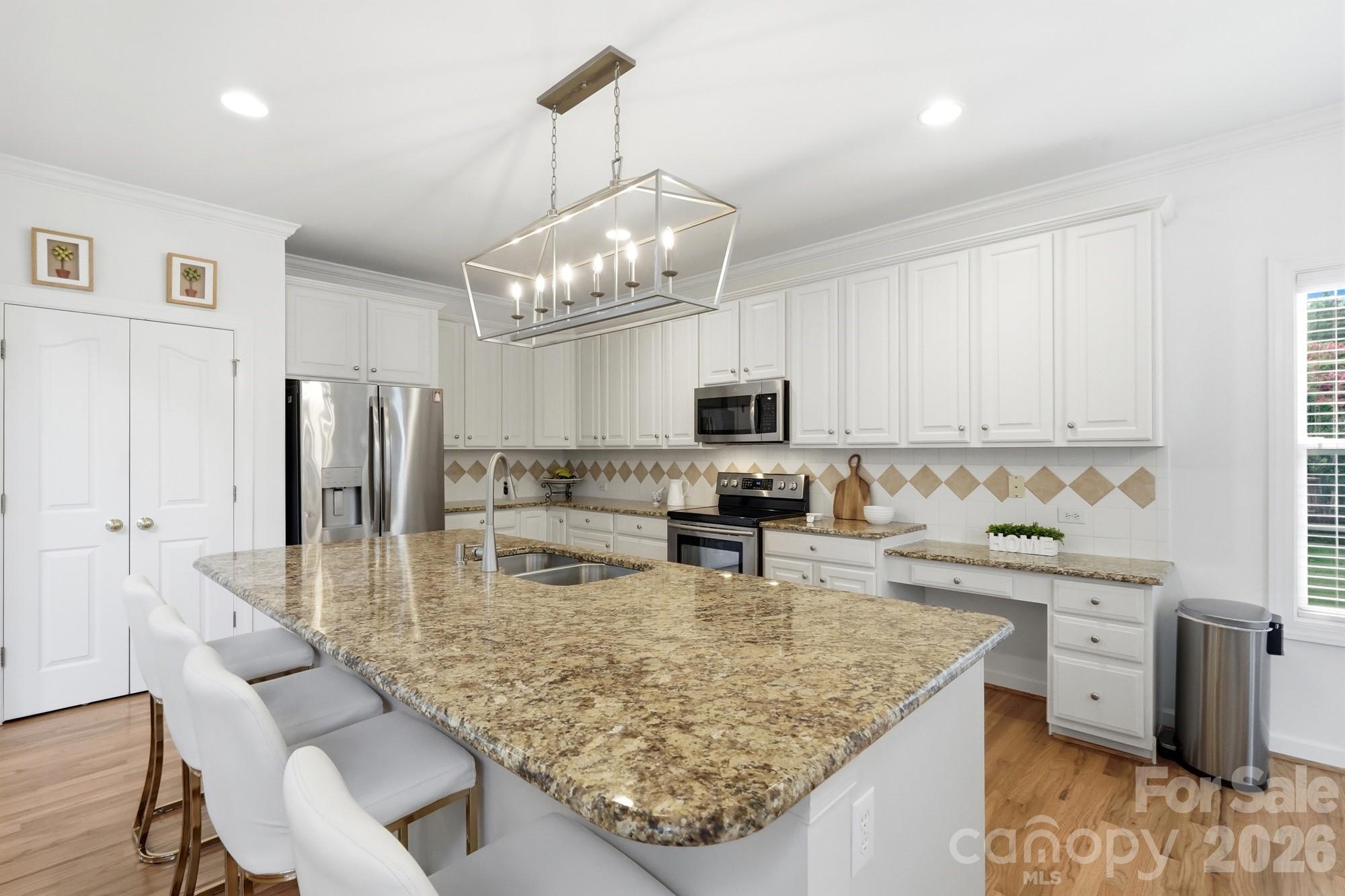 12424 Tantallon Court — Pineville
