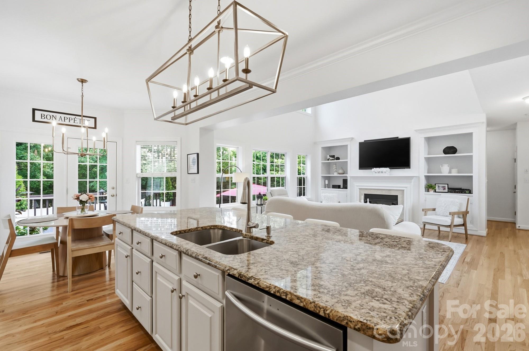 12424 Tantallon Court — Pineville