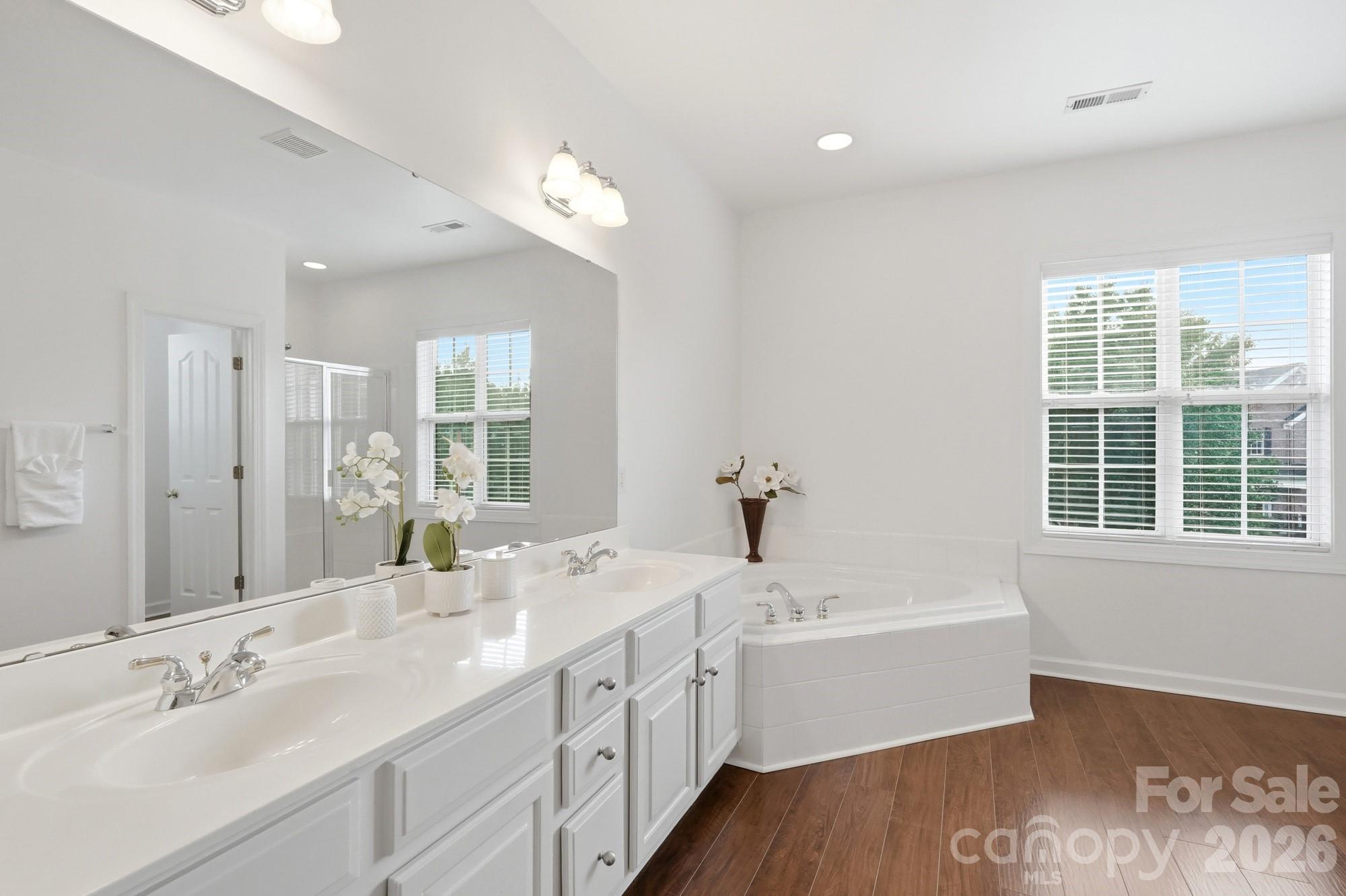 12424 Tantallon Court — Pineville