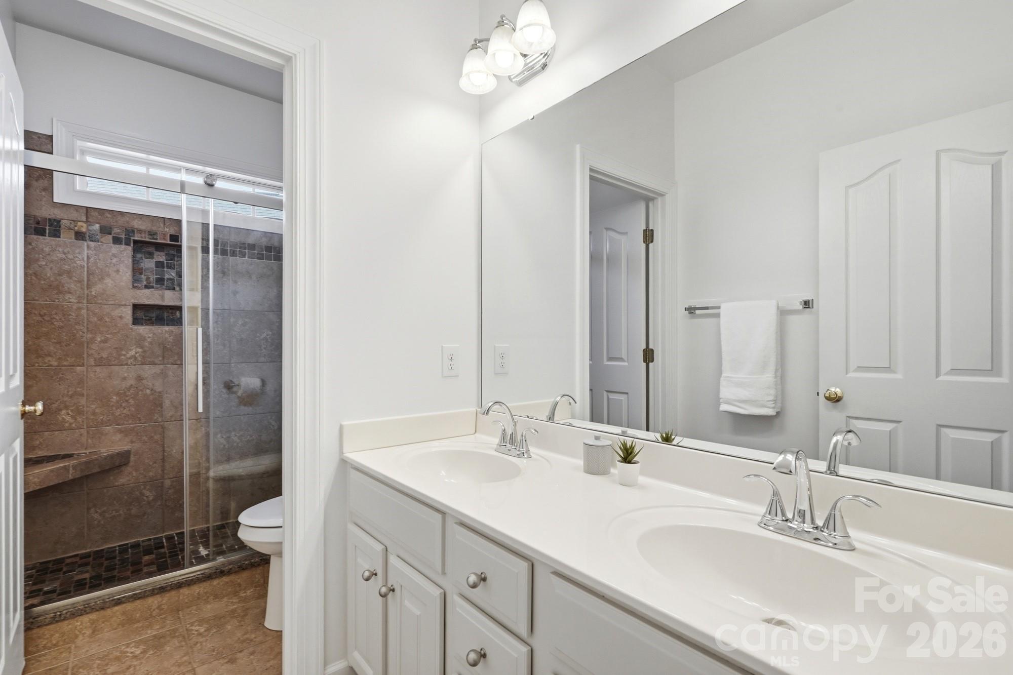 12424 Tantallon Court — Pineville