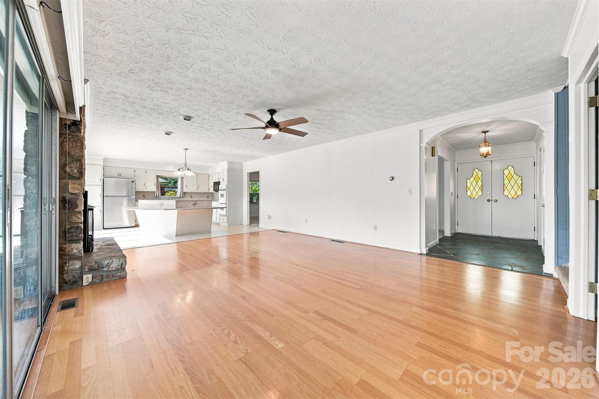 2796 Lakeview Drive — Lenoir