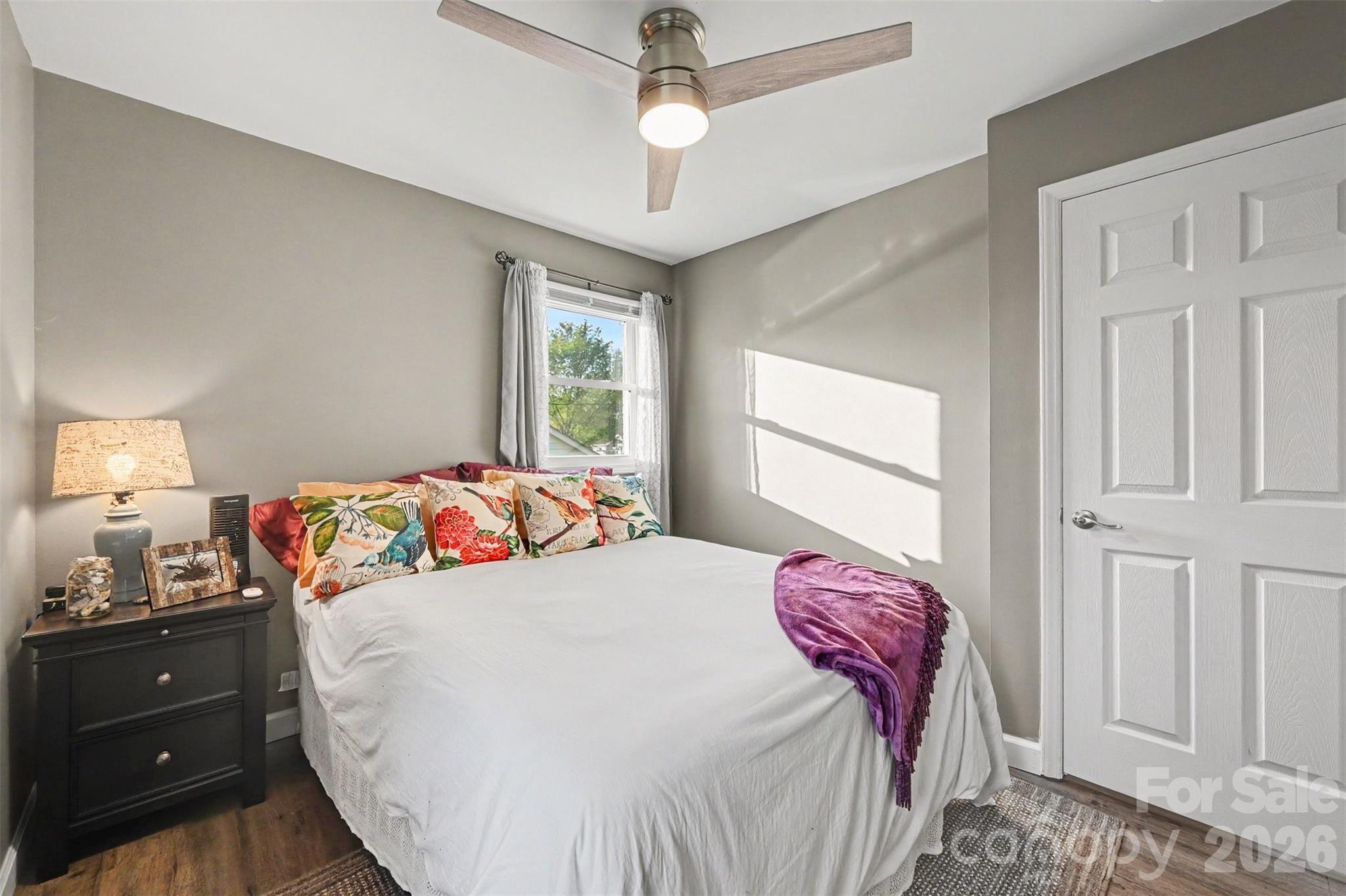 812 Capps Hill Mine Road — Charlotte