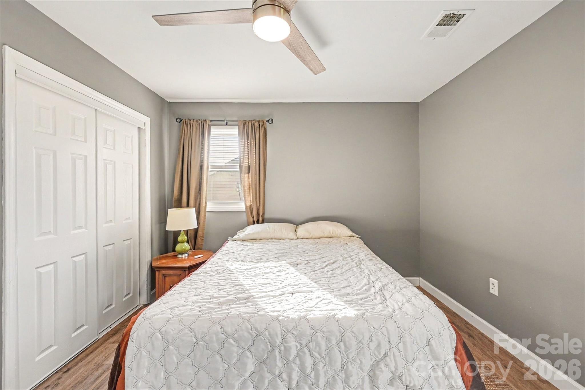 812 Capps Hill Mine Road — Charlotte