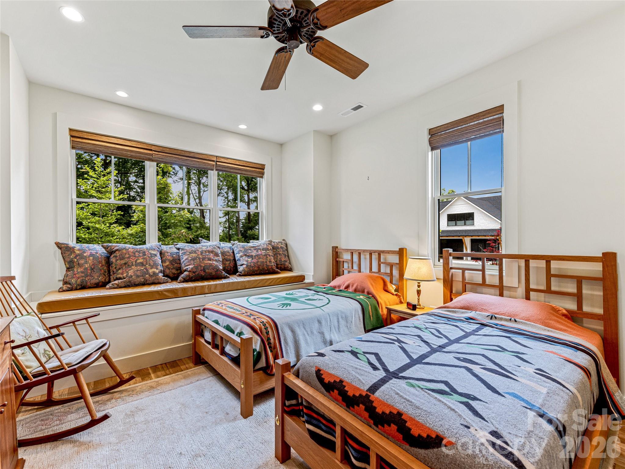 37 Ashe Park Circle — Asheville