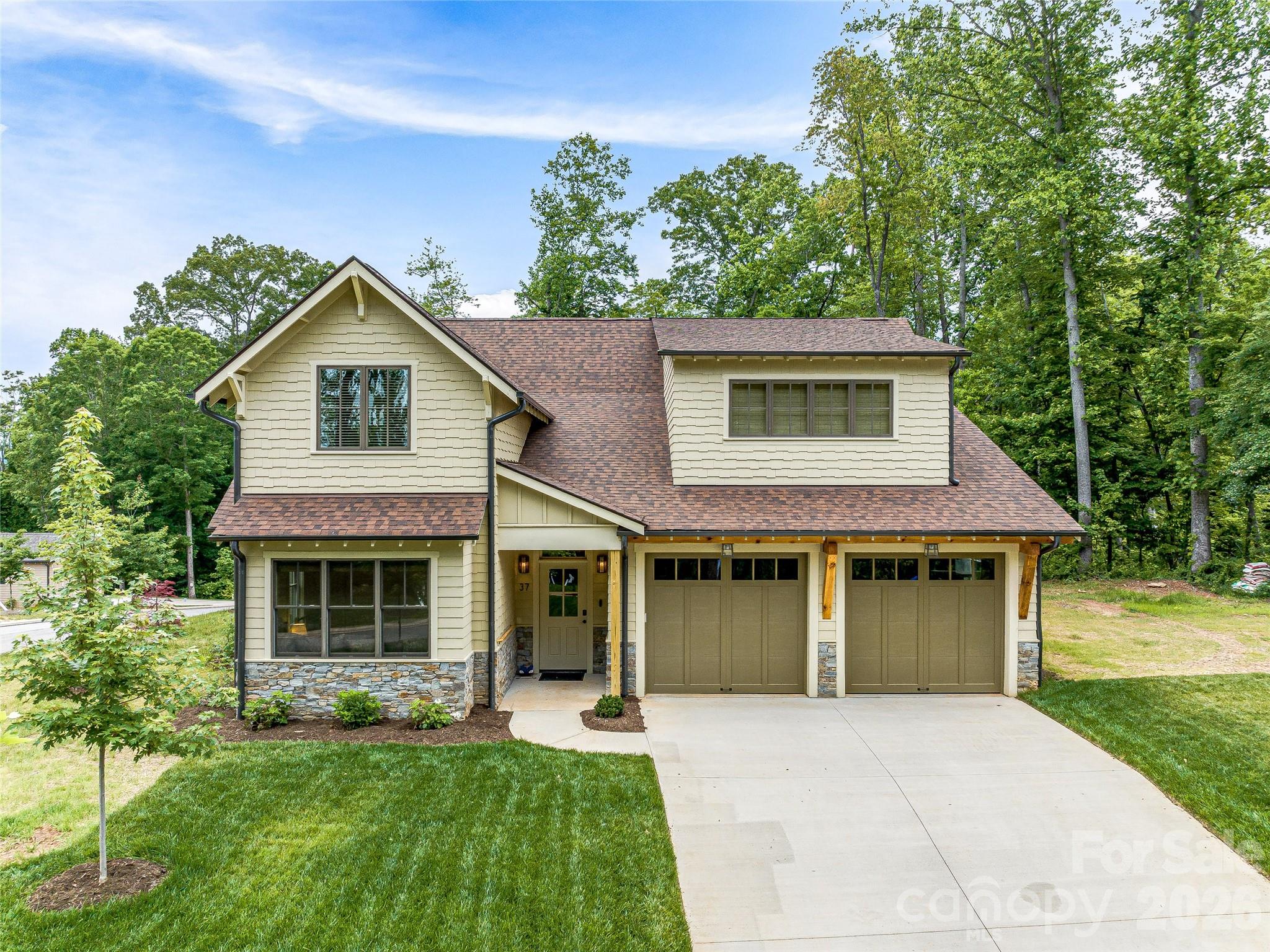 37 Ashe Park Circle — Asheville