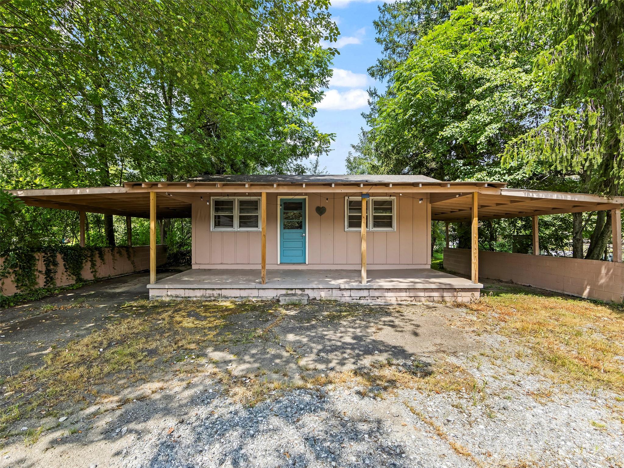 43 Avery Street — Waynesville