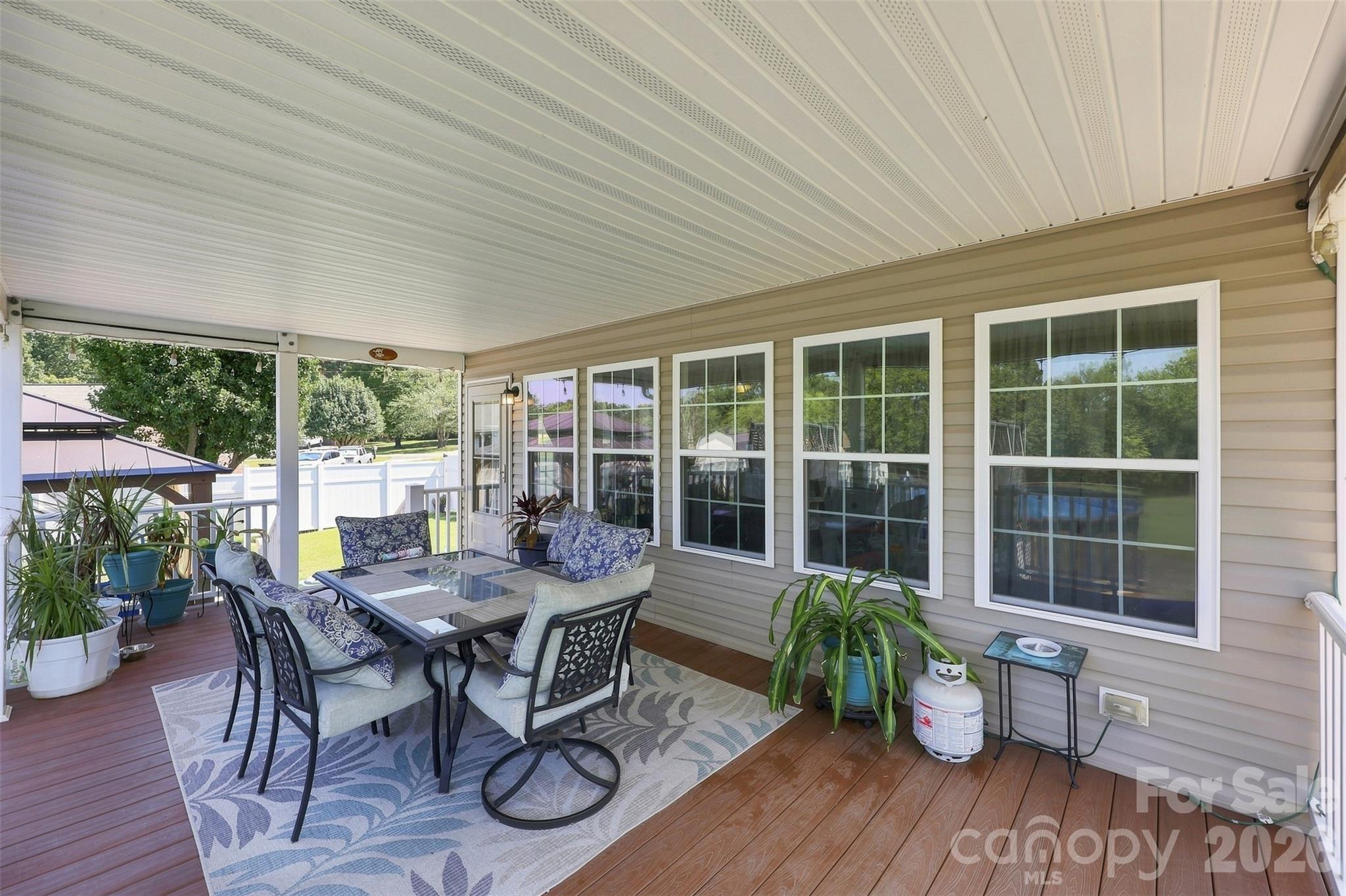 6591 Weldon Circle NW — Concord