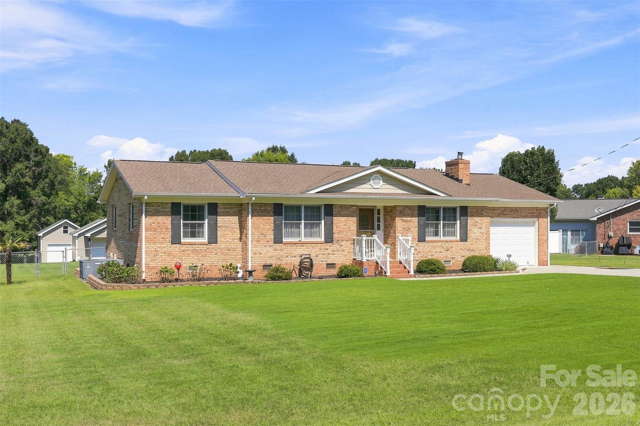 6591 Weldon Circle NW — Concord