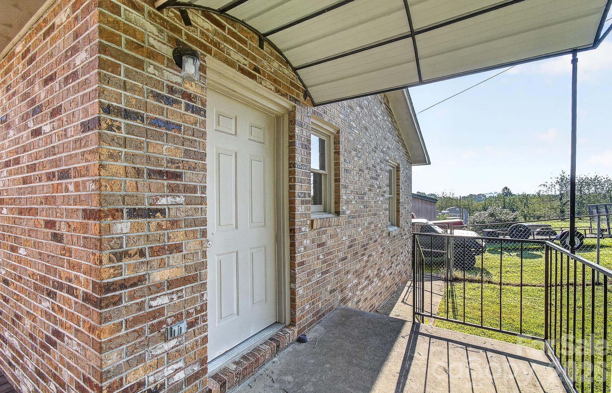 1371 Jackson Loop Road — Flat Rock