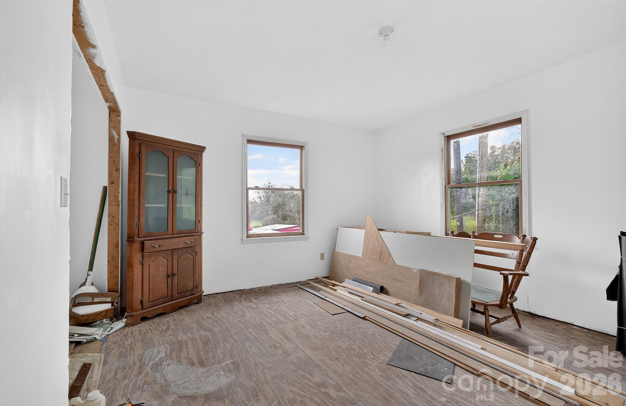 1371 Jackson Loop Road — Flat Rock
