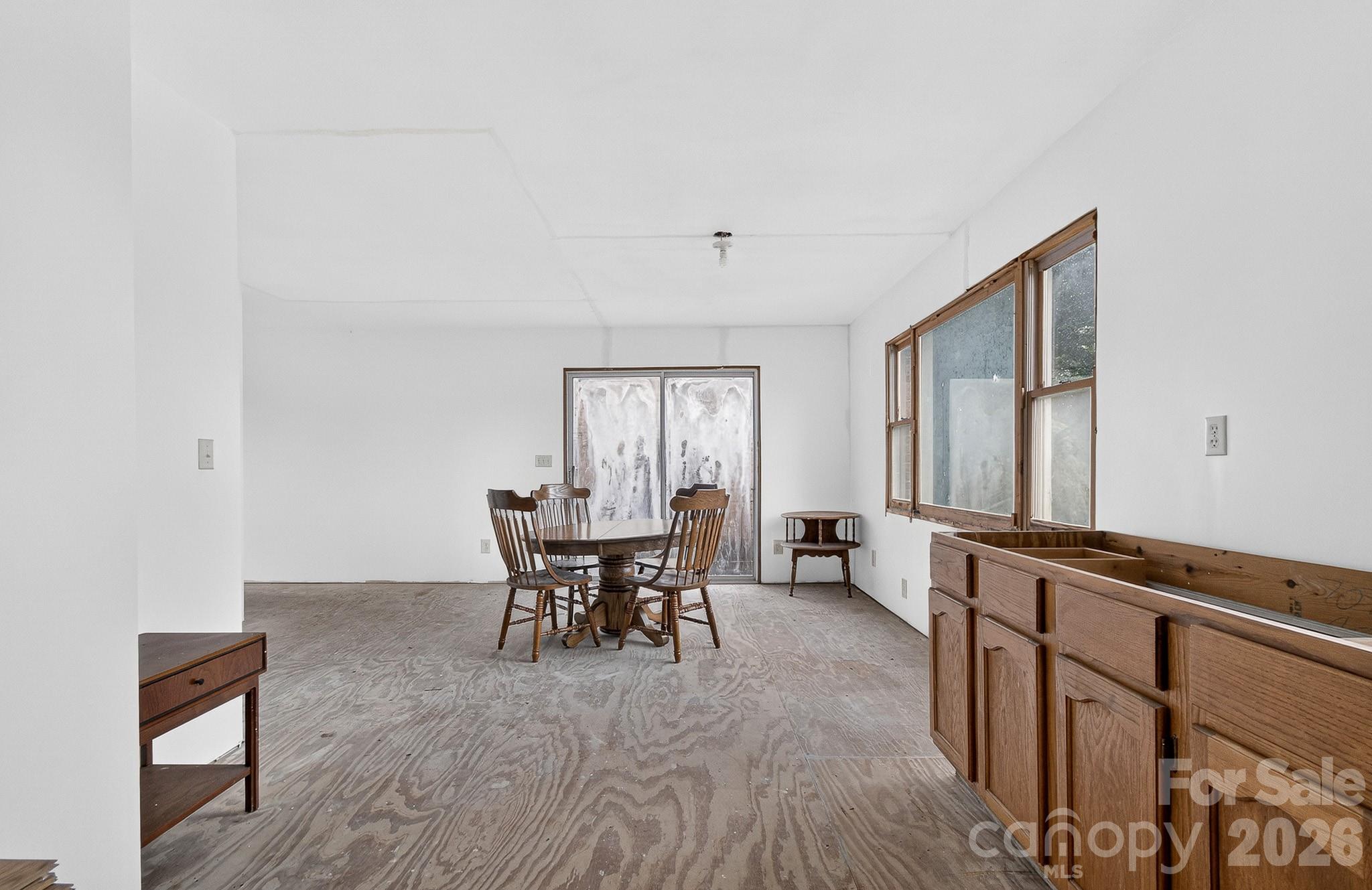 1371 Jackson Loop Road — Flat Rock