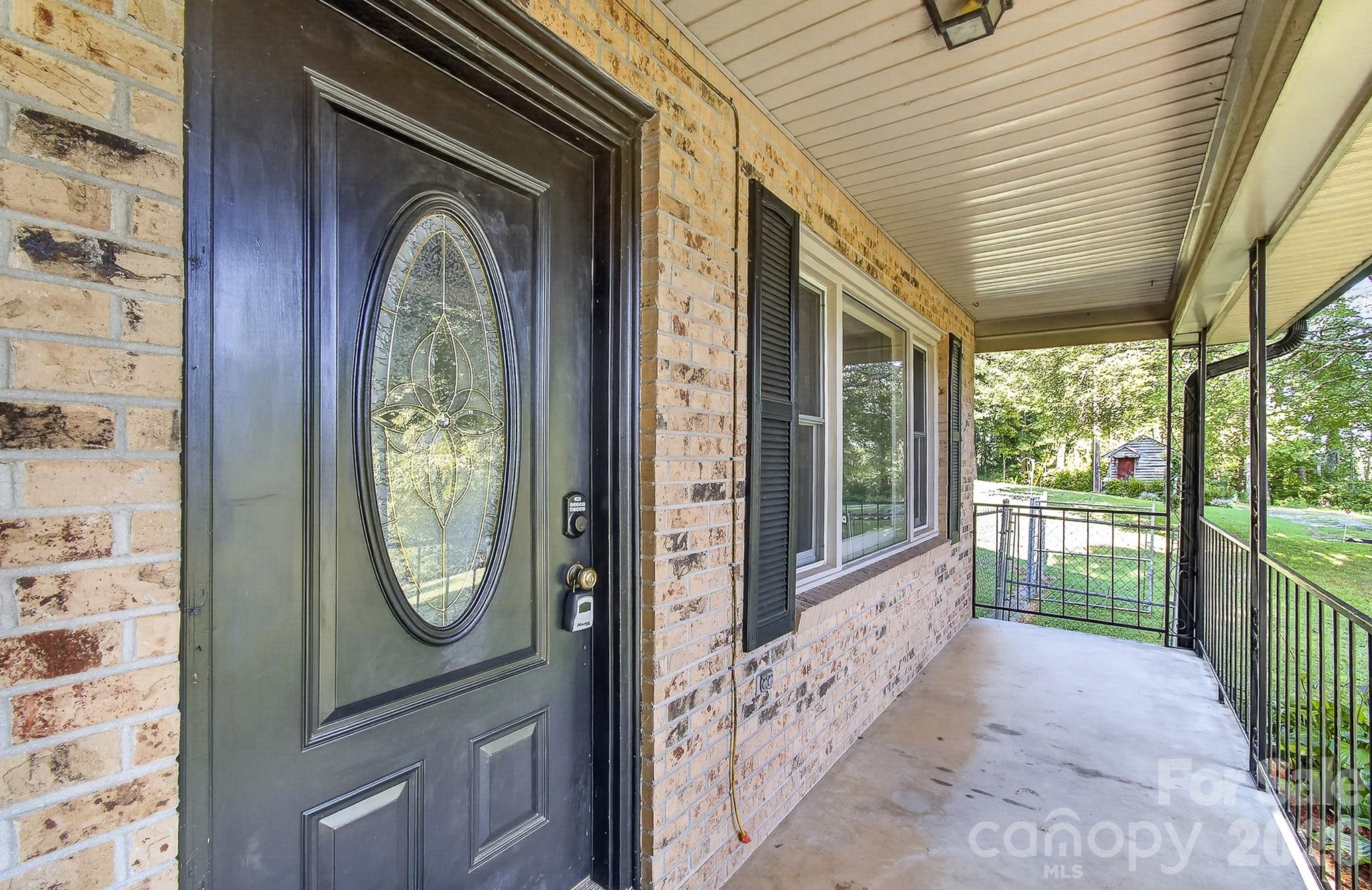 1371 Jackson Loop Road — Flat Rock