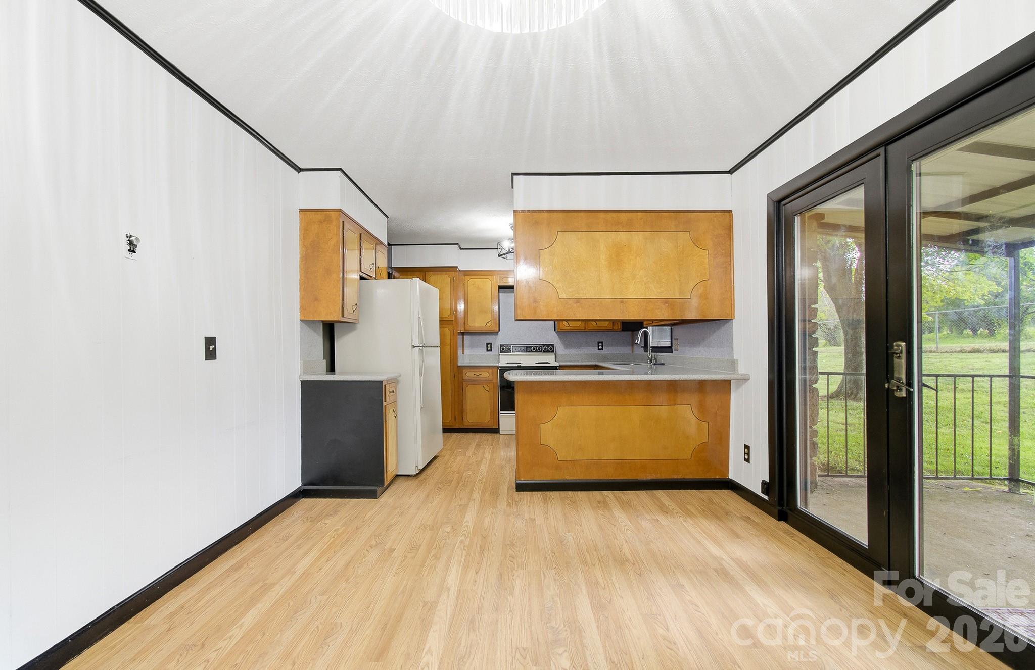 1371 Jackson Loop Road — Flat Rock