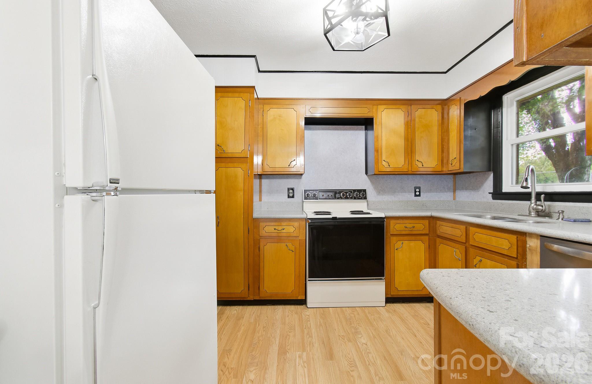 1371 Jackson Loop Road — Flat Rock