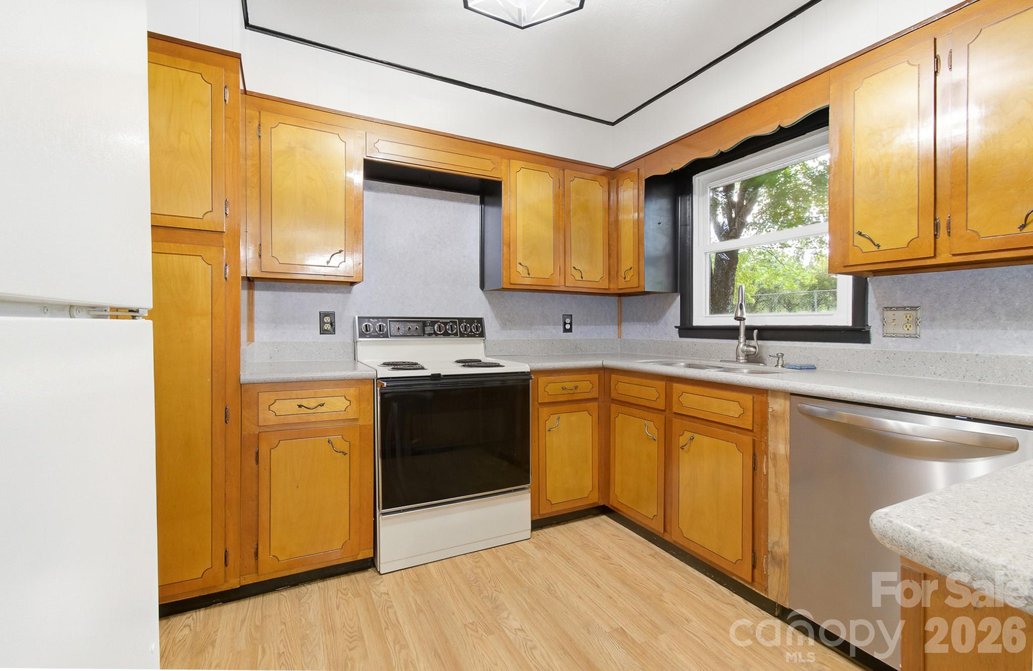 1371 Jackson Loop Road — Flat Rock
